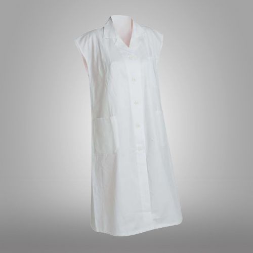 PLÁŠŤ BÍLÝ BEZ RUKÁVŮ